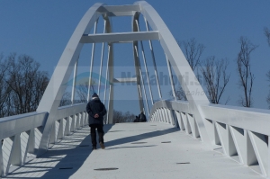 Most spájajúci Kopčany a Mikulčice má názov Lávka Veľkej Moravy