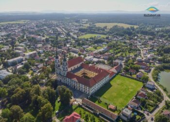 Šaštín-Stráže s Bazilikou Sedembolestnej foto autor: Vladimír Miček NaZáhorí
