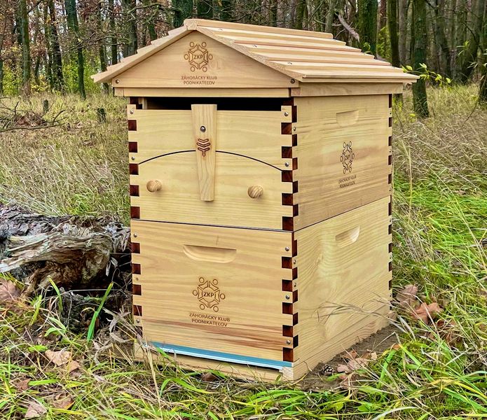 Slovensko má v meste Holíč prvý včelí úľ s výnimočným prístupom