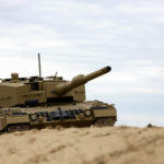Vo Vojenskom technickom a skúšobnom ústave Záhorie aktuálne prebiehajú skúšky prvého dodaného tanku Leopard 2A4. Zdroj: MO SR
