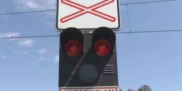 pozor vlak