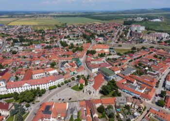 Mesto Skalica Autor: Vladimír Miček