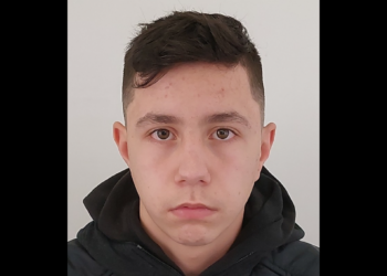Nezvestný Denis foto Pohotovostný pátrací tím
