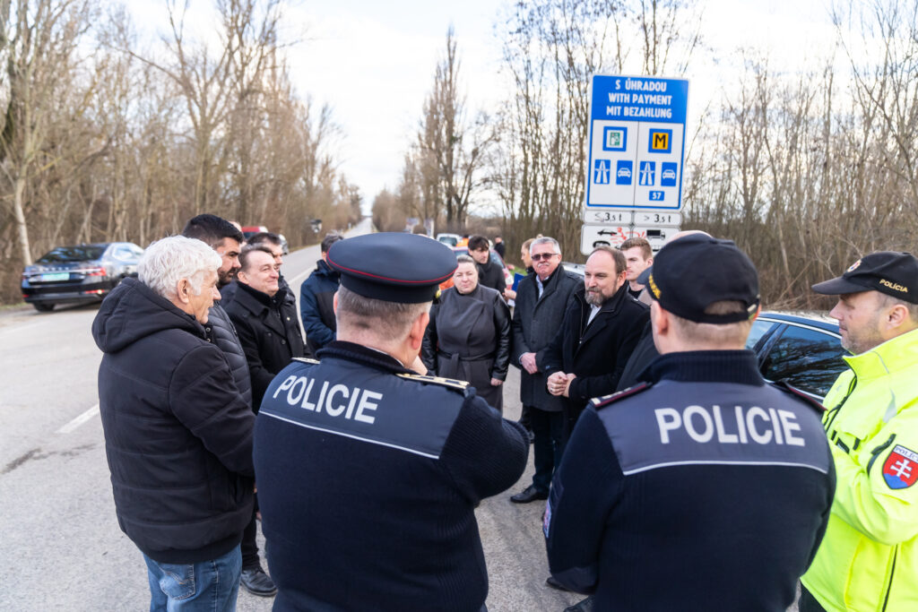 Stretnutie pri uzavretom havarijnom hraničnom moste Brodské - Lanžhot TTSK
