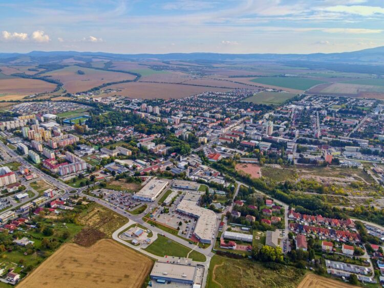 Mesto Senica, okres Senica Autor: Vladimír Miček