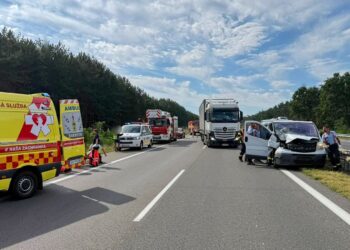 nehoda D2 aktuálne Stupava Bratislava