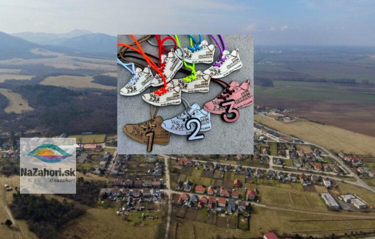 Reprofoto Plavecké Podhradie z Plaveckého hradu autor Vlado Miček NaZahori.sk a Beh Slobody
