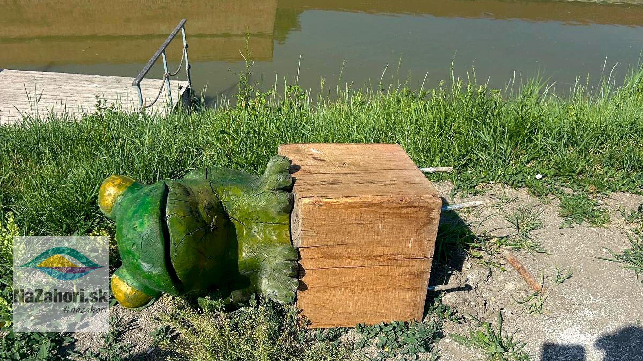 vandali Holíč