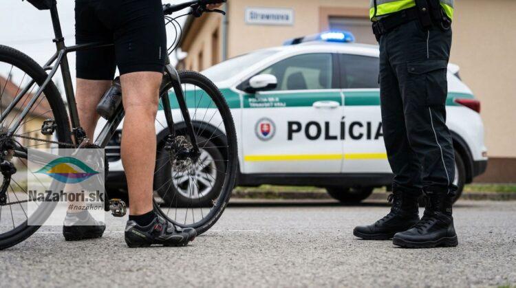 cyklista nafúkal Holíč