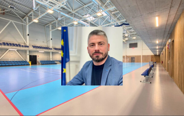 reprofoto Šport aréna Malacky a Juraj Říha, ktorý sa znovu bude uchádzať o váš hlas v októbrových voľbách na primátora Malaciek aj krajského poslanca BSK zdroj JŘ FB